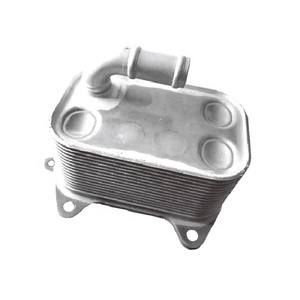 Refroidisseur d'huile en aluminium OEM A COOLER 03C117021D pour pièces de refroidissement moteur - Argent, garantie 1 an, certifié ISO, 100 % testé, Chine - Product Image 1