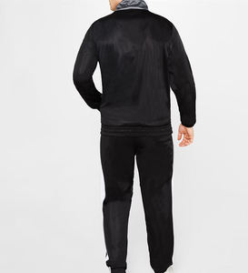 Conjunto deportivo informal de punto con paneles en contraste, corte regular, para gimnasio, correr y actividades deportivas para hombre. - Product Image 4