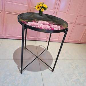 Mesa de Centro Moderna de Resina con Diseño Floral Rosa y Estructura Metálica, Mueble Decorativo Contemporáneo para Sala de Estar - Product Image 3