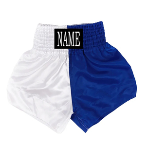 Pantalones Cortos de Muay Thai Negros Personalizados, Pantalones Cortos de Entrenamiento de Kickboxing y MMA, Paneles Laterales de Malla Satinada, Cintura Elástica, Logotipo OEM - Product Image 4