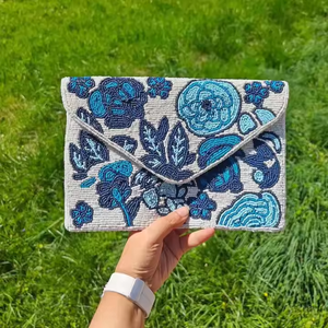 Pochette enveloppe brodée papillon en perles de rocaille pour mariage, événement, fête – Sac bandoulière élégant et sac à main de luxe tendance pour femme - Product Image 6