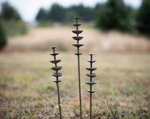 Moderna Estaca Metálica Apilable con Cuentas para Jardín, Escultura Vertical Rústica Moderna para Césped, Adorno Exterior - Product Image 6