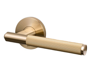 Manijas Minimalistas de Latón con Acabado Dorado, Herrajes Duraderos para Muebles, Tiradores Únicos de Diseño para Armarios de Cocina y Cajones - Product Image 1