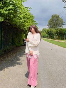 Presentamos el Nuevo Conjunto Pur Roman de Top y Pantalones Plazzo con Bordado de Diseño para Fiestas, Elástico, Antiarrugas, Reversible y de Secado Rápido - Product Image 2