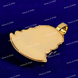 Colgante de Cabeza de Jesús Hecho a Mano en Plata, con Incrustaciones de Piedras con Aspecto de Diamante Moissanite, Cadena con Diseño Religioso - Product Image 2