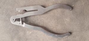 Poinçon de barrage dentaire DENTRIC IMPLANTS 17 cm en acier, manuel, endodontique, argenté, avec poignée ergonomique - Product Image 2