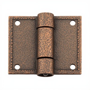 Bisagras de Puerta de Latón con Acabado Antiguo de Primera Calidad, Diseñadas para Puertas de Madera Tradicionales con un Atractivo Decorativo Atemporal - Product Image 3