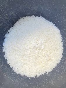 Exportador de Arroz ST25 Vietnamita |   Blanco Brillante, Suave y Pegajoso, Ligeramente Perfumado |   1 libra-50 libras - PAPE BOPP PP (Joice) - Product Image 3
