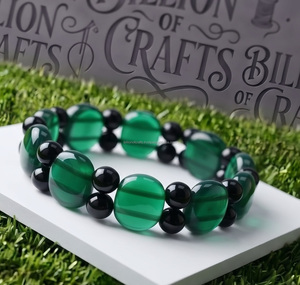 Bracelet en résine œil de tigre vert et onyx noir, ensemble de bijoux extensibles faits à la main, cadeau d'amitié, vente en gros - Product Image 2