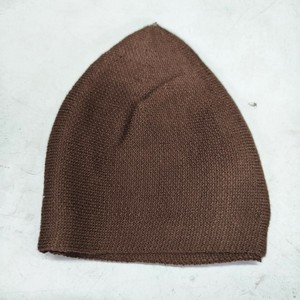 Vente en gros usine – Bonnets Kufi musulmans en coton 100 % tricoté à la machine, ajustables, pour usage quotidien, décontracté ou formel, quatre tailles - Product Image 4
