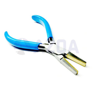 Stainless Steel 5.5 Inch Flat Nose Plier With Brass Tips And PVC Grip Handle For Body Jewelry And Wire Bending - Product Image 5