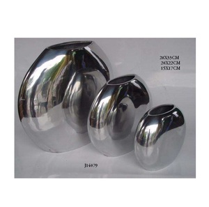 Cast Aluminum Vase Decorative <b>Table</b> Accent for Stylish Living Spaces and Refined Interior Presentation - Product Image 4