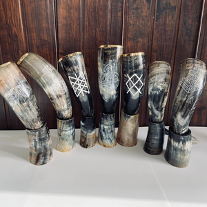 Auténtico Soporte para Cuerno de Cerveza Estilo Clásico de la Cultura Vikinga, Vasos de Plástico de Tamaño Personalizable con Logotipo de Vaca/Buey - Product Image 6