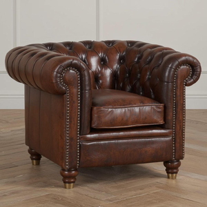 Fauteuil Chesterfield classique en cuir marron avec capitonnage profond et garniture à clous, chaise d'appoint vintage pour salon - Product Image 1