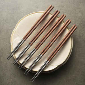 Environmentally Friendly <b>Wooden</b> Chopsticks, Smooth Texture, Splinter-Free Design Ideal for Repeated Kitchen Use - Product Image 3