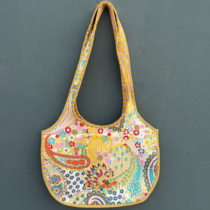 Bolso de mano de algodón acolchado Kantha hecho a mano, personalizable, grande, estilo bohemio, para playa, viajes, compras, bordado, con cremallera y bolsillo interior portátil - Product Image 1