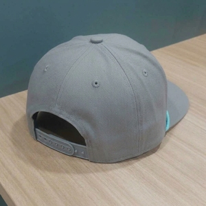 Gorra de Béisbol Estructurada de 6 Paneles Personalizada, Gorra Snapback de Golf, Fabricante de Gorras al por Mayor con Etiqueta Privada OEM ODM, MOQ Bajo - Product Image 5