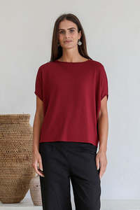 T-shirt en coton noir surdimensionné pour homme, manches chauve-souris, col rond, couleur unie, coupe ample avec deux poches - Product Image 1
