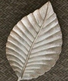 Leaf Shaped Metal <b>Decorative</b> <b>Plate</b> Handmade Bohemian Style Gold Color Plant Pattern Dishes & <b>Plates</b> - Product Image 2