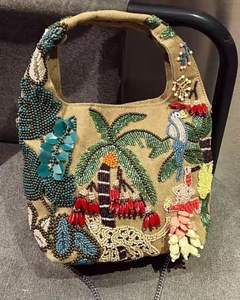 Bolso Bandolera de Cuentas de Diseño, Elegante Bolso Bordado a Mano con Cuentas y Correa Ajustable - Product Image 6