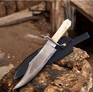 Couteau Bowie artisanal en acier carbone avec manche en os de chameau, lame robuste et étui en cuir - Product Image 1