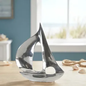 Sculpture de bateau à voile en aluminium, pièce maîtresse nautique moderne, finition argentée, décoration de table pour la maison ou le bureau - Product Image 5