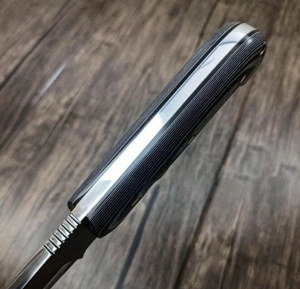 Cuchillo de Caza LEGACY BLADES Hecho a Mano de Acero al Carbono con Mango de Madera, Logotipo Personalizado OEM, Calidad Premium para Camping, Punta Clip de 7.5-10.5 pulgadas - Product Image 3