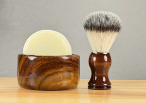 Ensemble de rasage pour homme, bol à savon en bois, brosse à barbe, rasoir de sécurité, coffret cadeau 3 pièces, USA, dernier design et logo personnalisé - Product Image 3