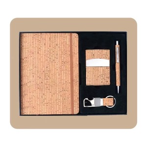Ensemble Cadeau de Bureau en Cuir PU Personnalisé de Qualité Supérieure pour Thanksgiving, avec Journal et Bouteille à Impression en Relief - Product Image 3
