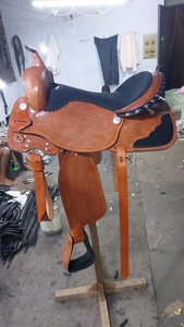 Nuevo diseño Color marrón Western Saddle Cuero marrón oscuro Cuero portátil genuino con decoración personalizada Rub International - Product Image 4