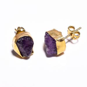 Pendientes de botón chapados en oro de 18 quilates de alta calidad con diseño de bisel para amantes, ideales para aniversarios, venta al por mayor. - Product Image 1