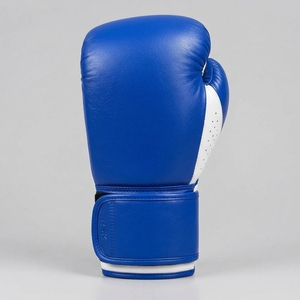 Guantes de boxeo elegantes fabricados con cuero sintético duradero, forro suave y acolchado protector para entrenamiento y sparring. - Product Image 4