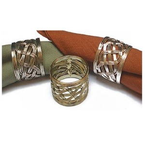 Ronds de serviette élégants et modernes en aluminium et acier inoxydable ajourés perlés, accessoire de table pour mariage, repas et restauration - Product Image 2