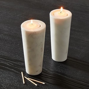 Support de bougies en travertin de luxe à trois branches, centre de table décoratif moderne en pierre pour salle à manger et salon, fait main de qualité supérieure - Product Image 6