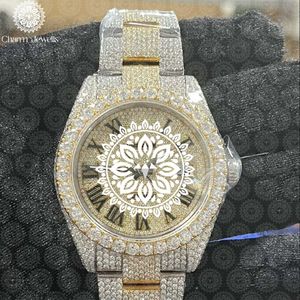 Reloj de Lujo para Mujer Charm Jewells, Caja Tonneau de Acero Inoxidable de 40 mm, Bisel con Diamantes, Cierre Plegable de Cuarzo Analógico - Product Image 1