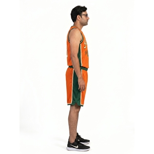 Ensemble d'uniformes de basketball rétro personnalisés pour hommes, 100 % polyester, imprimé par sublimation, séchage rapide, saison estivale, OEM disponible - Product Image 3