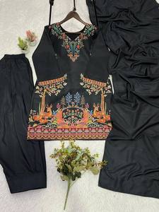 Conjunto de Kurta y Pantalón para Mujer TENNECY, Estampado, Recto, para Bodas, Diwali, Fiestas, Todas las Temporadas, Sin Arrugas, Elástico, Reversible, de Secado Rápido - Product Image 5