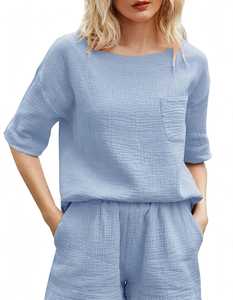 Ensemble de vêtements de sport décontractés pour femmes, trois pièces, haut sans manches à capuche ample, short à taille élastique, hiver, 100% coton - Product Image 1