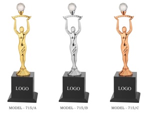ของที่ระลึกไม้คุณภาพสูงพร้อมการตกแต่งหรูหรา - Product Image 1