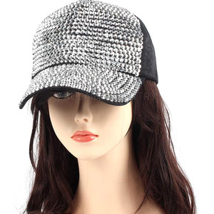 Chapeau d'hiver élégant orné de strass, couvre-chef chaud de qualité supérieure, léger et extensible, service de fabrication OEM ODM, chapeau orné de strass - Product Image 4