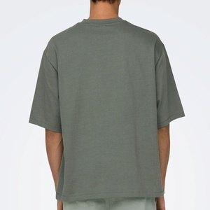 T-shirt de sport pour homme, logo personnalisé sur le devant, 100% coton, respirant, écologique, séchage rapide, coupe ample, épaules tombantes, idéal pour la gym - Product Image 4