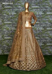 Ropa de boda, nueva llegada, lehenga-choli y dupatta de seda gruesa con lentejuelas y bordados dorados, proveedor de la India. - Product Image 6