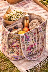 Sac fourre-tout imprimé artisanal en coton pur - Sac de courses réutilisable écologique avec poches intérieures/extérieures et motifs floraux multiples - Product Image 2