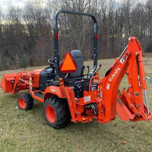 รถแทรกเตอร์ Kubota BX23S จากผู้จัดจำหน่ายโดยตรง รถแทรกเตอร์ดีเซลขนาดกะทัดรัดขับเคลื่อน 4 ล้อ พร้อมรถตักและรถขุดหลัง สำหรับงานเกษตรและก่อสร้าง ราคาโรงงาน OEM พร้อมส่งแบบ FOB - Product Image 1