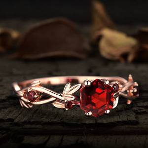 Anillo vintage hexagonal de granate, plata de ley 925, chapado en oro rosa de 14k, diseño de hoja y rama, anillo de promesa para mujer - Product Image 5