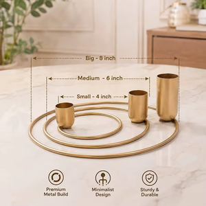 Candelabro de Hierro Artesanal con Tres Brazos y Diseño de Anillo Moderno, Decoración para el Hogar, Metal Duradero, Hecho a Mano, Impresión Personalizable - Product Image 4