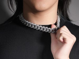 Cadena de eslabones cubanos Miami de plata 925 con moissanita engastada de corte redondo, joyería fina de moda hip hop para hombre, ideal para fiestas. - Product Image 5