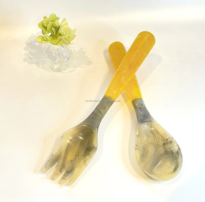 ชุดช้อนและส้อมเสิร์ฟสลัดทำจากเรซินใสเคลือบเงาสำหรับใช้ในบ้านโรงแรมเครื่องครัวผลิตจากอินเดีย - Product Image 1