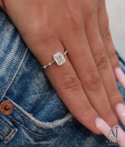 Anillo de Compromiso de Moissanita con Corte Esmeralda en Oro Rosa, Anillo de Boda de Plata 925 para Mujer, Regalo de Aniversario - Product Image 2