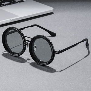 High Quality Custom Logo <b>Retro</b> Fashion Metal <b>Sunglasses</b> Luxury UV400 Round Eyewear Fashion Glasses 2025 - Product Image 1